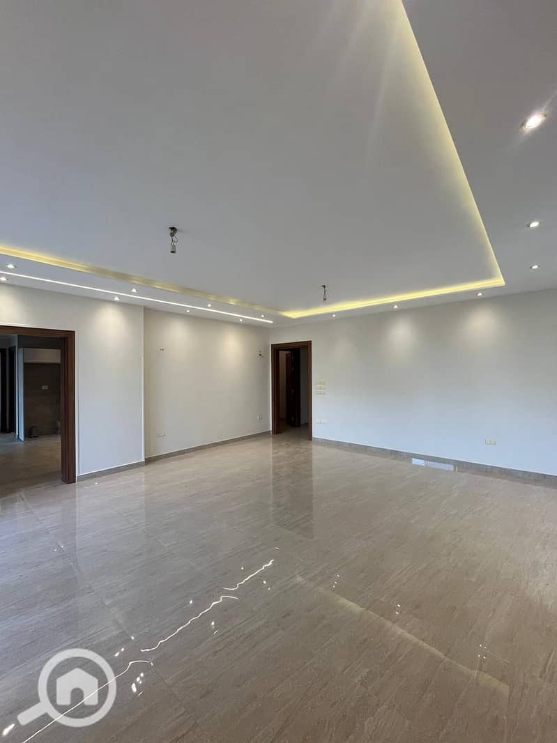 2 1ae4ce12-862e-46b2-8d3c-cc583a6ba53b. jpg