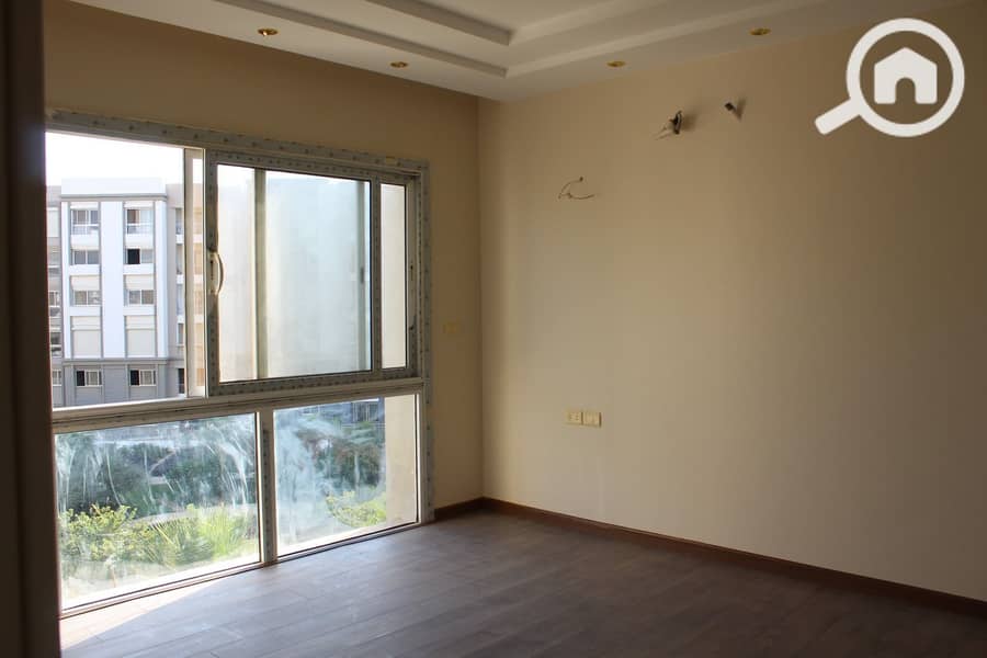 5 7fec536d-1067-4556-8686-6fbf2b5c91e0. jpg