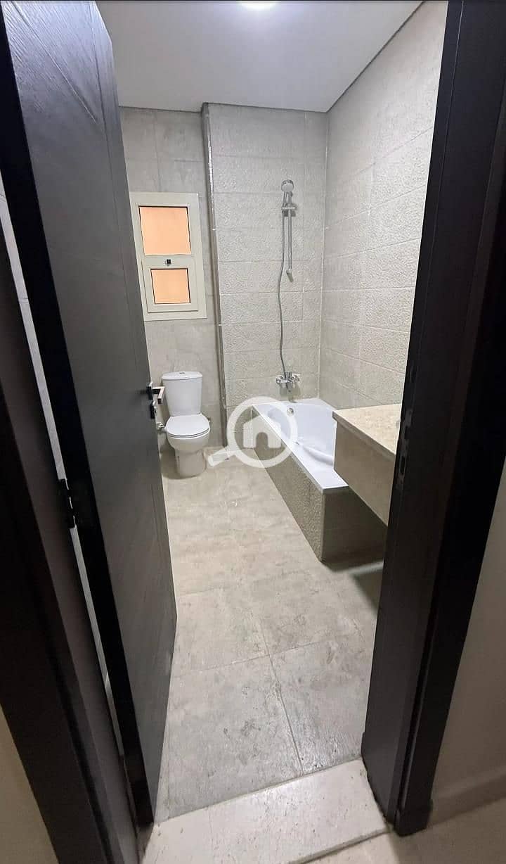 11 WhatsApp Image 2025-12-06 at 8.22. 55 PM (1). jpeg