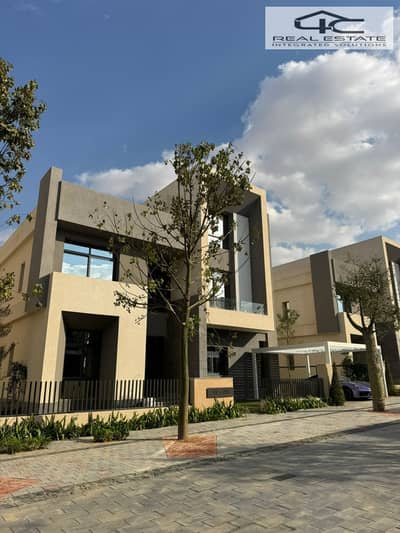 تاون هاوس 4 غرف نوم للبيع في القاهرة الجديدة، القاهرة - WhatsApp Image 2025-12-08 at 13.23. 03. jpeg