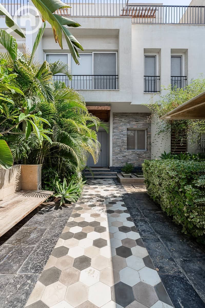 7 WhatsApp Image 2025-12-08 at 1.45. 13 PM (4). jpeg