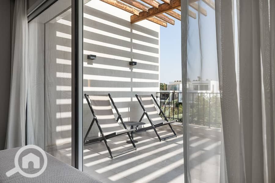 10 WhatsApp Image 2025-12-08 at 1.45. 14 PM (4). jpeg