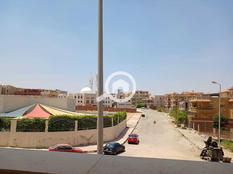 6 1e3b8a57-e201-4fad-831c-21fa7983de0f. jpg