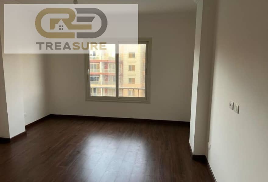 4 cfe2c003-6bdf-488d-83e9-eeb2a44d30b0. jpg