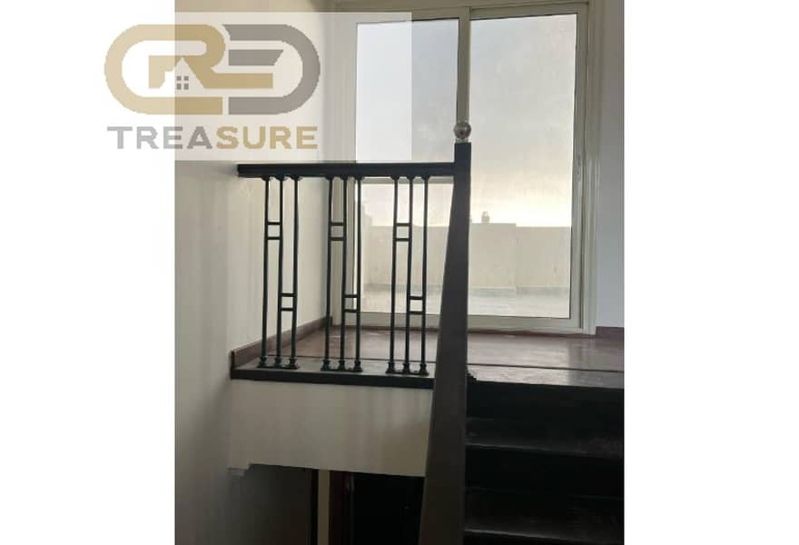 9 03a7e18f-318f-4b0f-bb38-5a19af5ef457. jpg