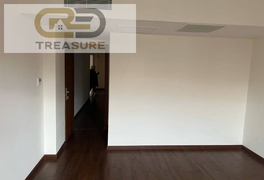 14 4289880f-4d4f-422e-83b4-47986deb80dc. jpg