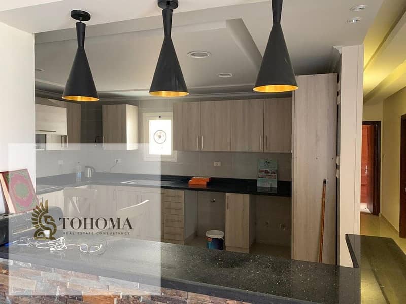 7 16c6d4b0-fbcf-42d9-9343-ab988868b7c3. jpg