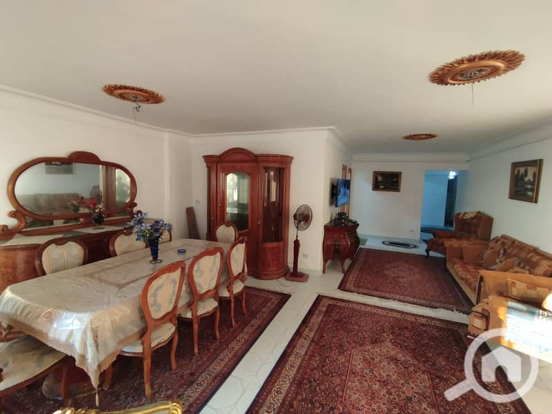 3 528b05e5-bb8e-4d84-9c44-e77a3bfac5cb. jpg