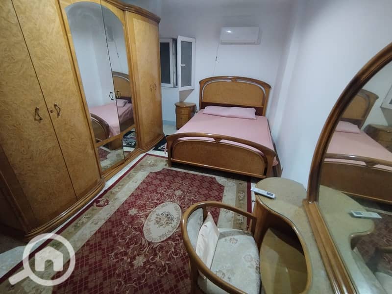 7 c75a33c3-bd17-4b7b-9279-5def5210e32f. jpg