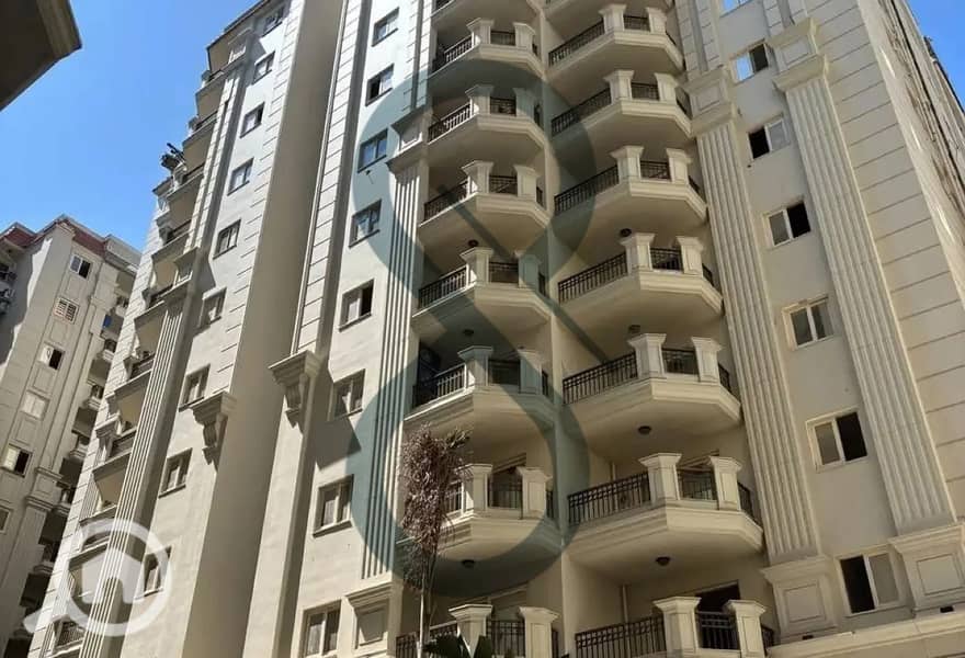 3 Valore Smouha (8569). 9. jpg