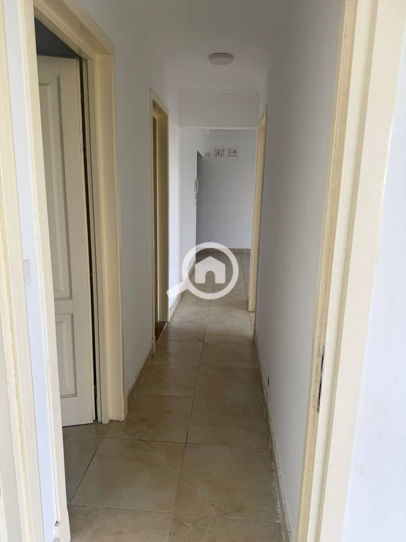 6 6e7b710a-3639-4be4-b8a8-4f6ba2cb6004. jpg