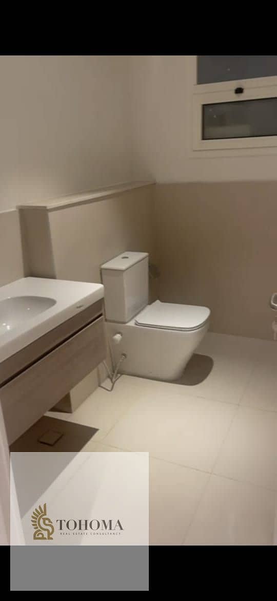 4 184a3079-1dd5-4e90-b3bd-ce932c06cb19. jpg