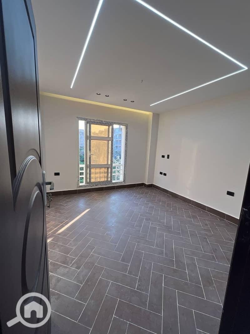 9 d8a50f12-3120-40a5-af97-ed009afe9b77. jpeg