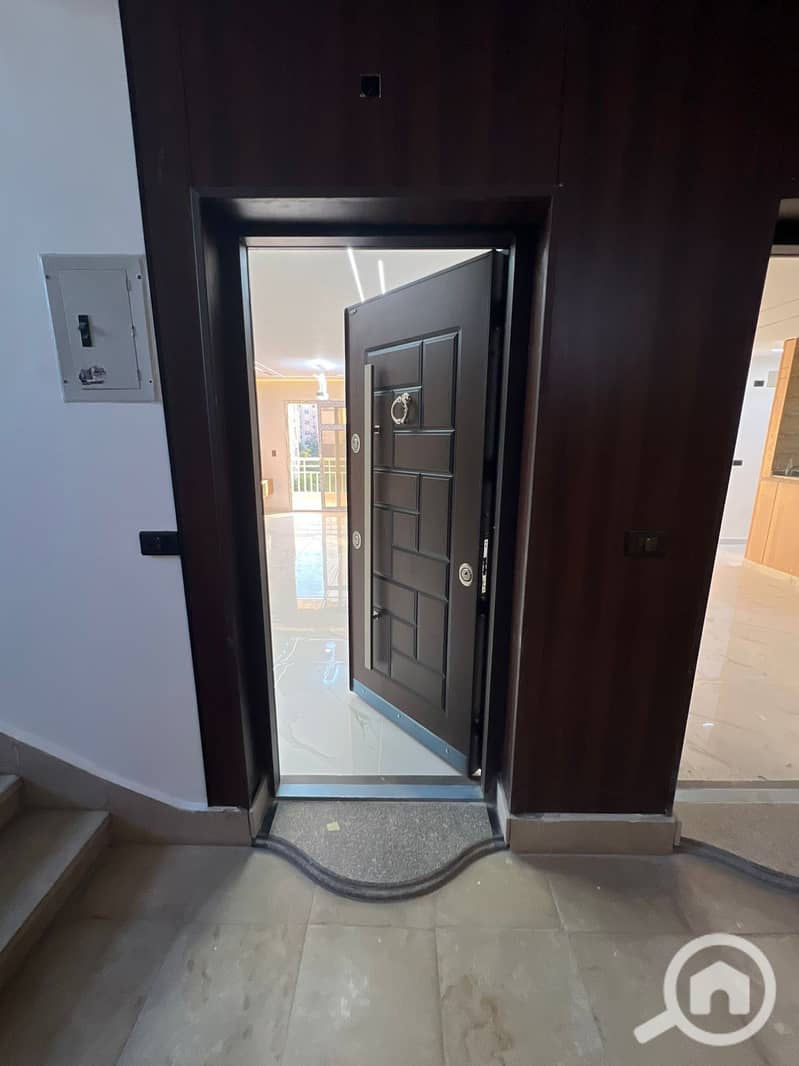 10 0940a748-df31-4672-9cdf-ca28ba8381fb. jpeg