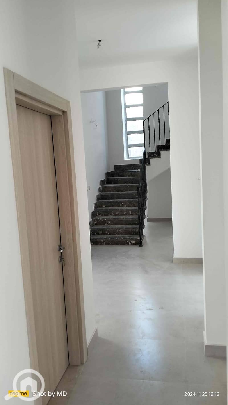 9 4133e375-3093-4ee9-89f7-7bdaea6360de. jpg