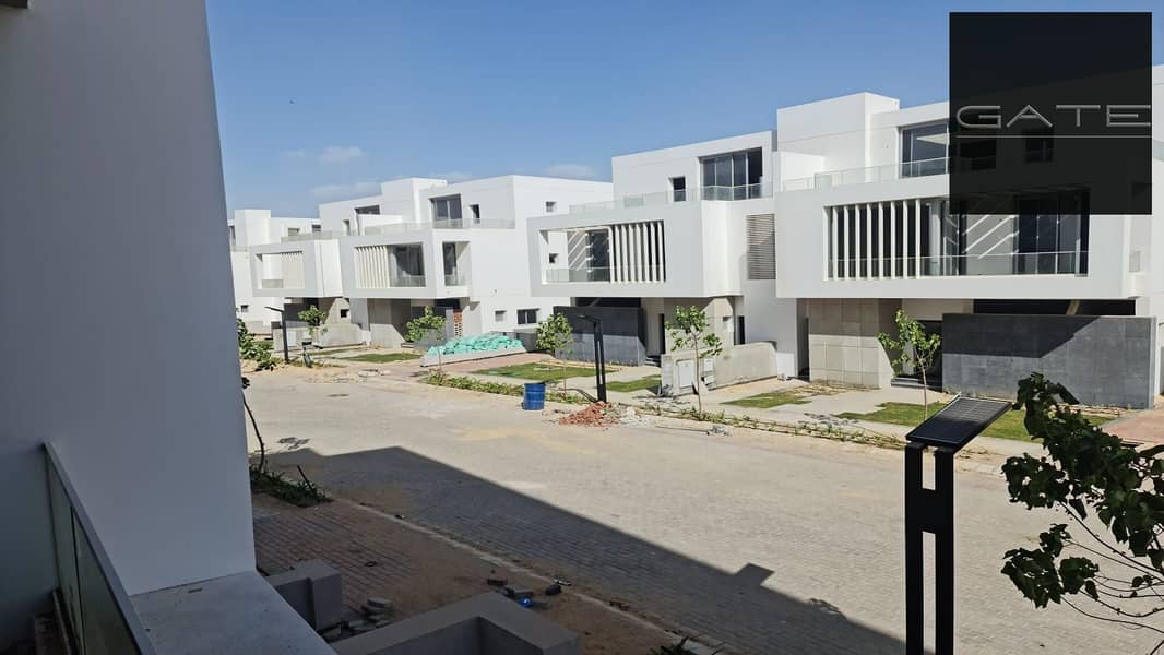 3 b8bd46c7-8c3b-468a-afa8-b8a4c98ccef3. jpg