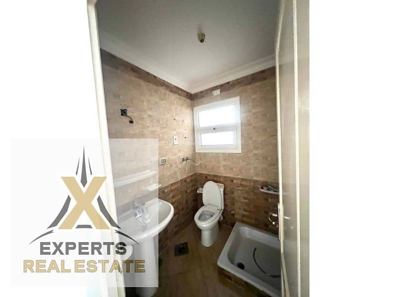 9 WhatsApp Image 2025-12-08 at 4.13. 25 PM (2). jpg