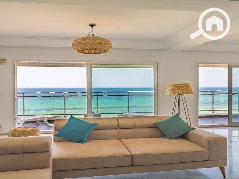 e3ec894a22e346d918d7fc2936bfbe7c (1). jpg e3ec894a22e346d918d7fc2936bfbe7c (1). jpg