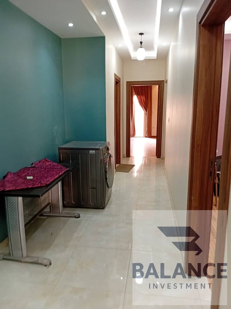 4 8a490d81-a51f-4ded-b352-fd80e1b5c834. jpg