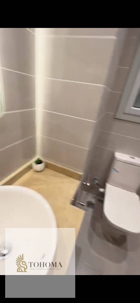 4 11a99351-aa34-4edb-8171-06298b0a1eba. jpg