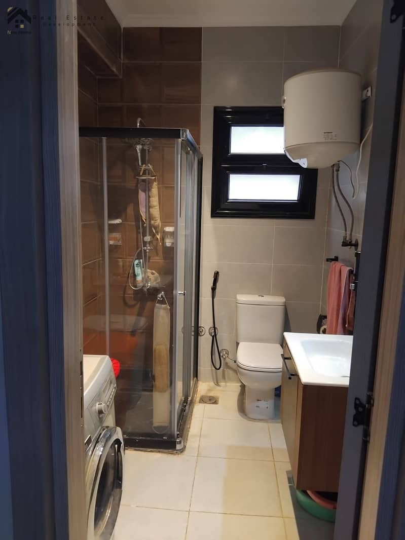 4 WhatsApp Image 2025-12-08 at 15.13. 52_1d35202f. jpg