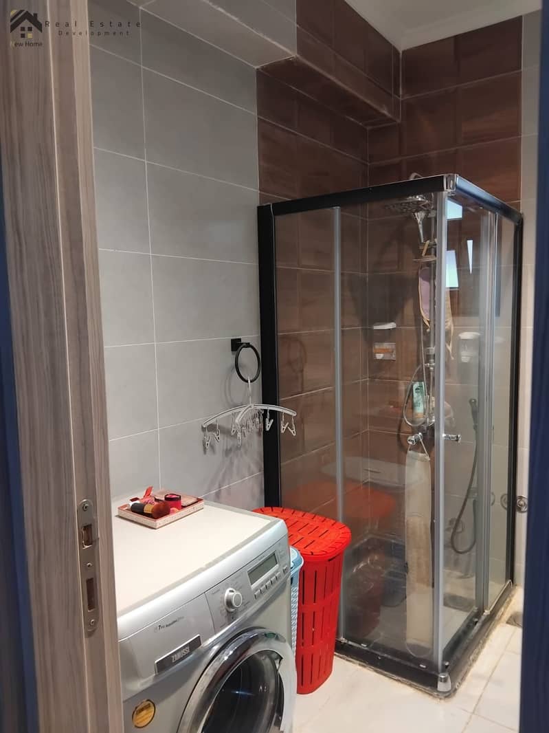 6 WhatsApp Image 2025-12-08 at 15.13. 52_47050445. jpg