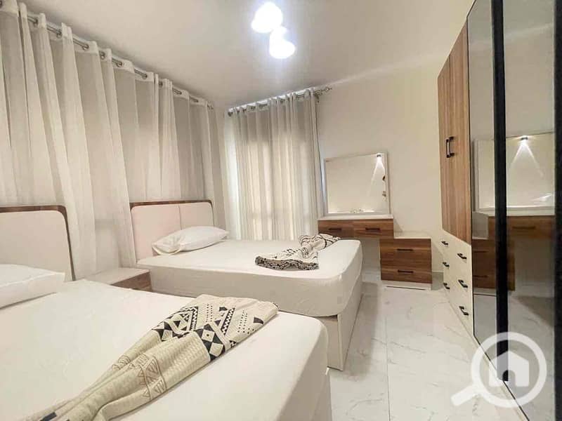 11 54565a2d-d871-4af3-8c5b-d140811d2334. jpg