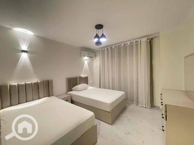 15 78a8b730-7255-4216-bf60-b89849b746c6. jpg