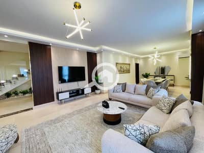 فیلا 3 غرف نوم للايجار في الشيخ زايد، الجيزة - IMG-20251208-WA0094. jpg