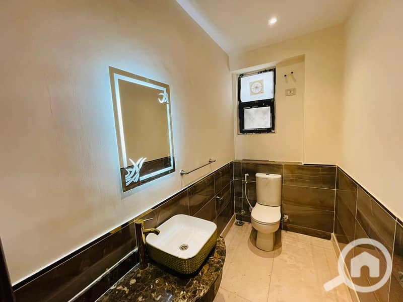 15 IMG-20251208-WA0102. jpg