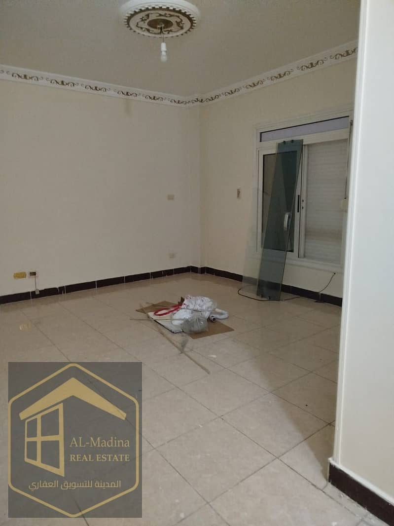 6 WhatsApp Image 2025-12-08 at 13.36. 22. jpeg