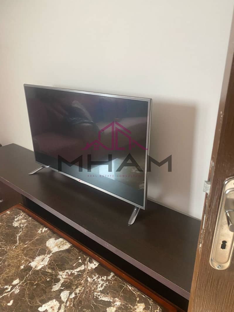 10 photo_5886629623137766195_y. jpg