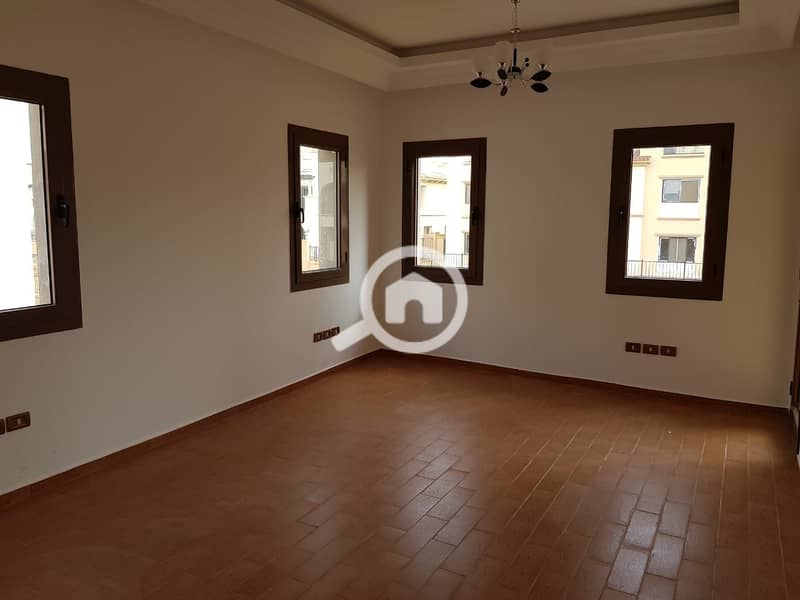 10 WhatsApp Image 2025-12-04 at 5.15. 26 PM (1). jpeg