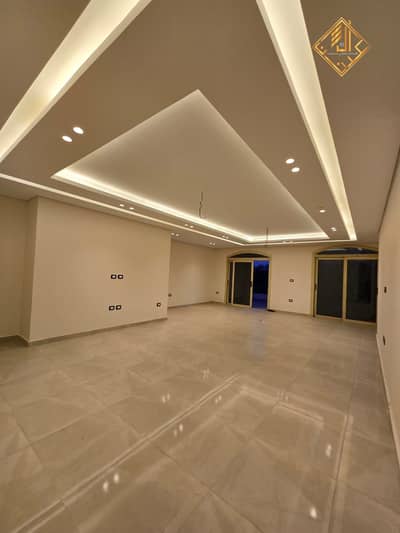 3 Bedroom Flat for Sale in Dokki, Giza - WhatsApp Image 2025-12-03 at 17.20. 22. jpeg 3 Bedroom Flat for Sale in Dokki, Giza - WhatsApp Image 2025-12-03 at 17.20. 22. jpeg