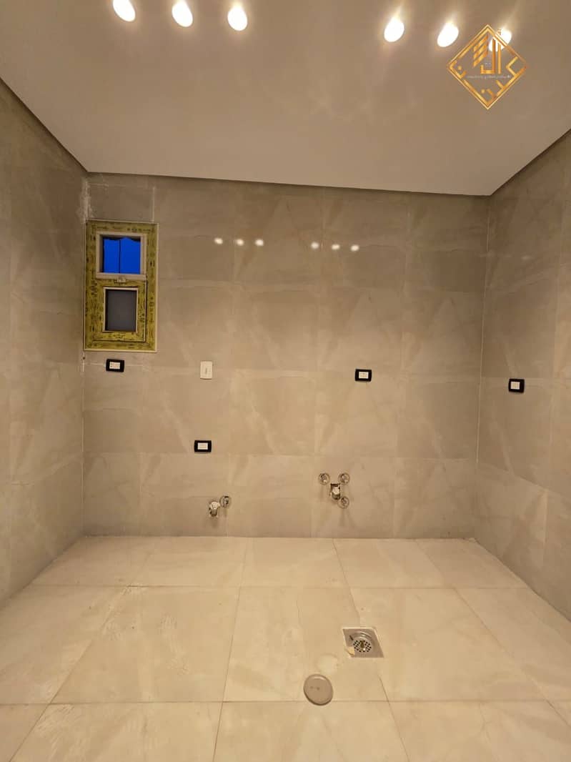 6 WhatsApp Image 2025-12-03 at 17.20. 27. jpeg