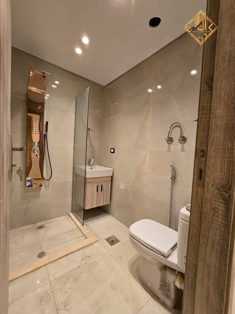 10 WhatsApp Image 2025-12-03 at 17.20. 27 (1). jpeg