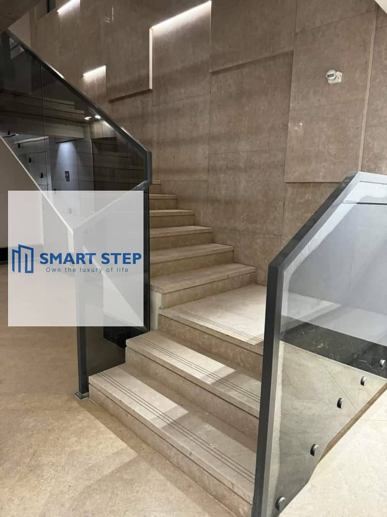 3 c9327358-c784-4a45-a592-4671fce1f868. jpg