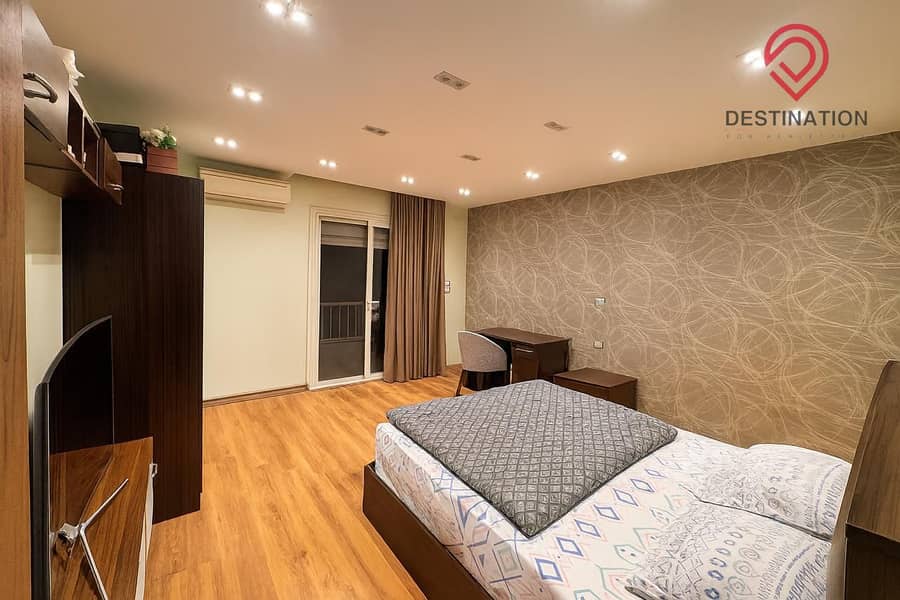 10 fe6c75ba-f0ff-4ae9-a7ab-6eb7ae859f2d. jpg