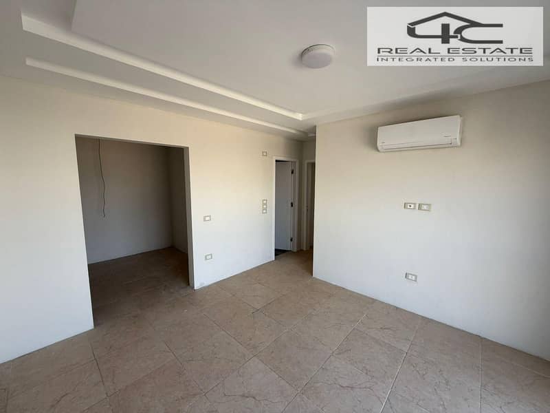 7 WhatsApp Image 2025-12-08 at 13.28. 40 (1). jpeg