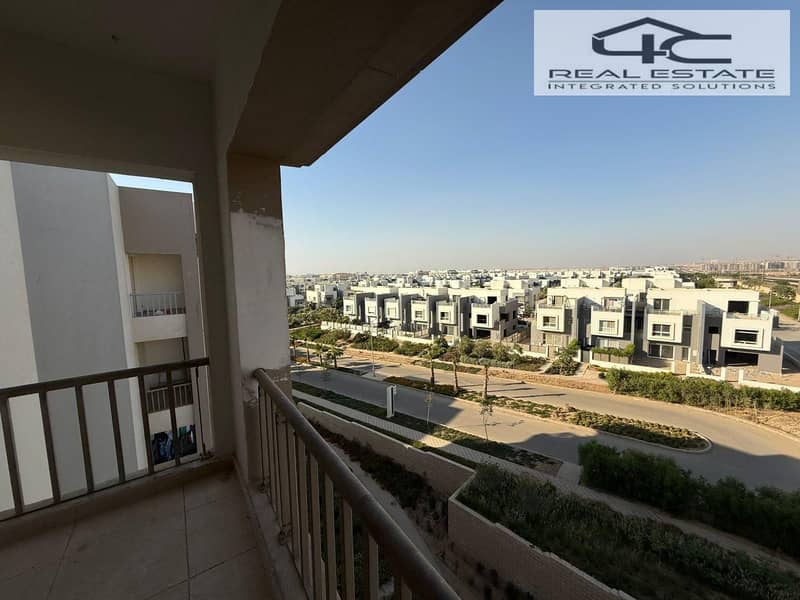 14 WhatsApp Image 2025-12-08 at 13.28. 46 (1). jpeg