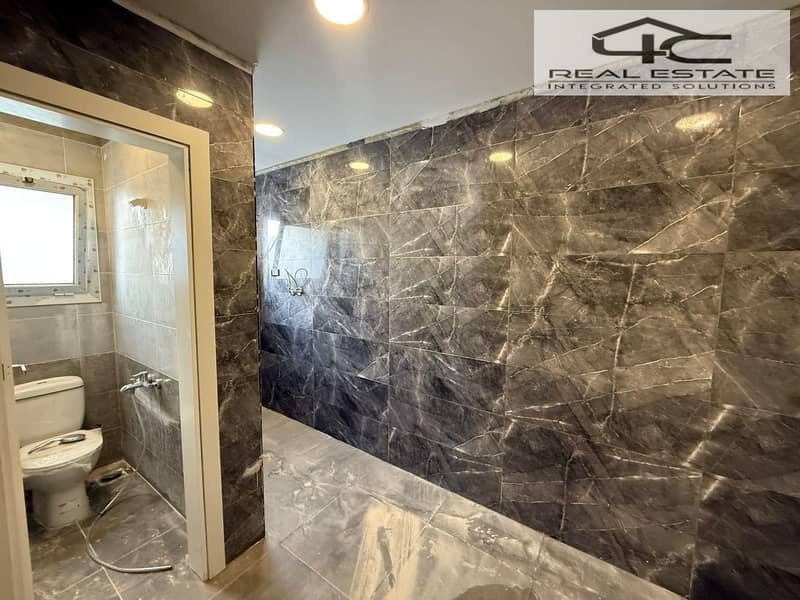 17 WhatsApp Image 2025-12-08 at 13.28. 47 (2). jpeg