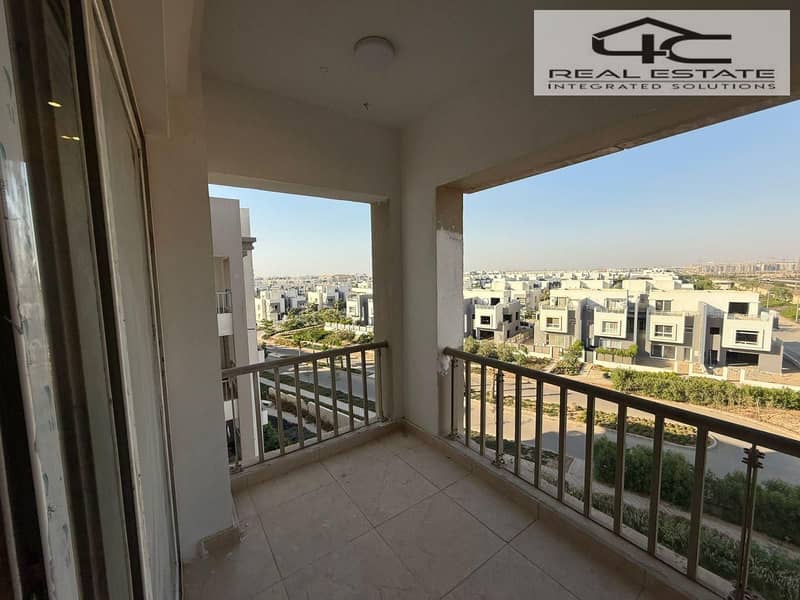 18 WhatsApp Image 2025-12-08 at 13.28. 47. jpeg