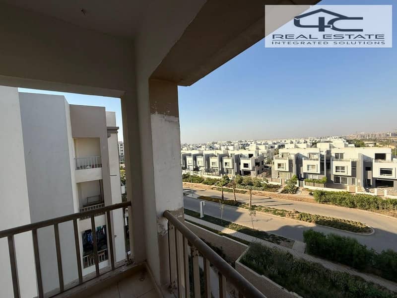 23 WhatsApp Image 2025-12-08 at 13.28. 49. jpeg