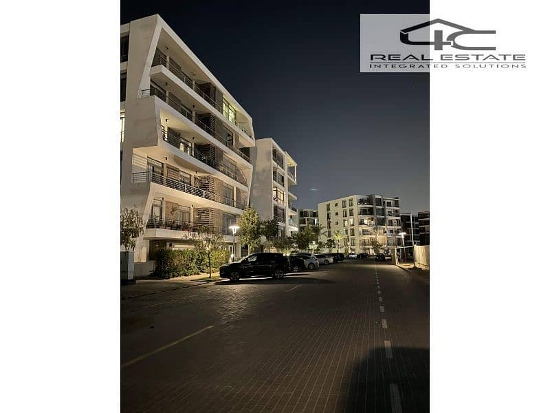 6 2023_05_05_22_09_IMG_8990. jpg