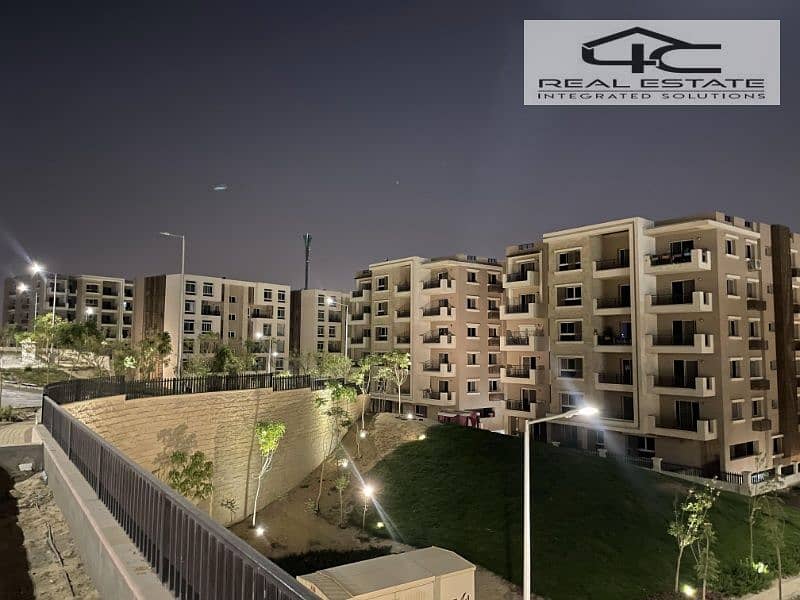 8 2023_05_05_22_28_IMG_9017. jpg