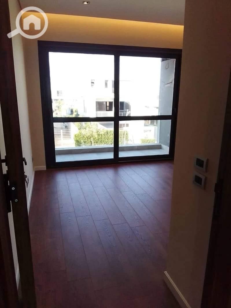 13 16abad41-8d81-4a1f-a1e2-b435aa7a01e7. jpeg