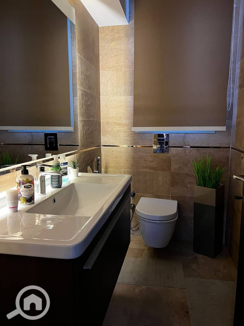 18 WhatsApp Image 2025-12-08 at 2.39. 46 PM (2). jpeg