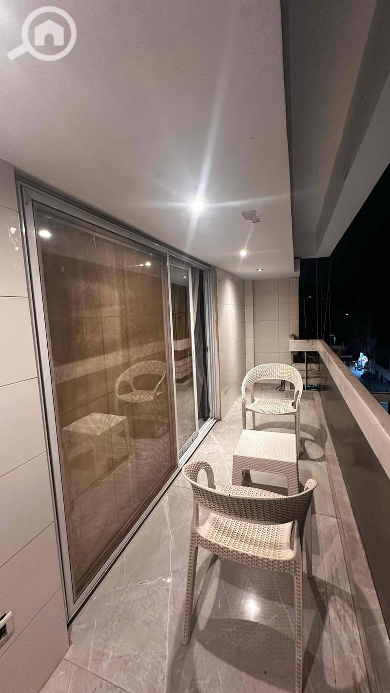 7 f87273f0-06d8-4d7a-b409-a7cd40aec1e2. jpg