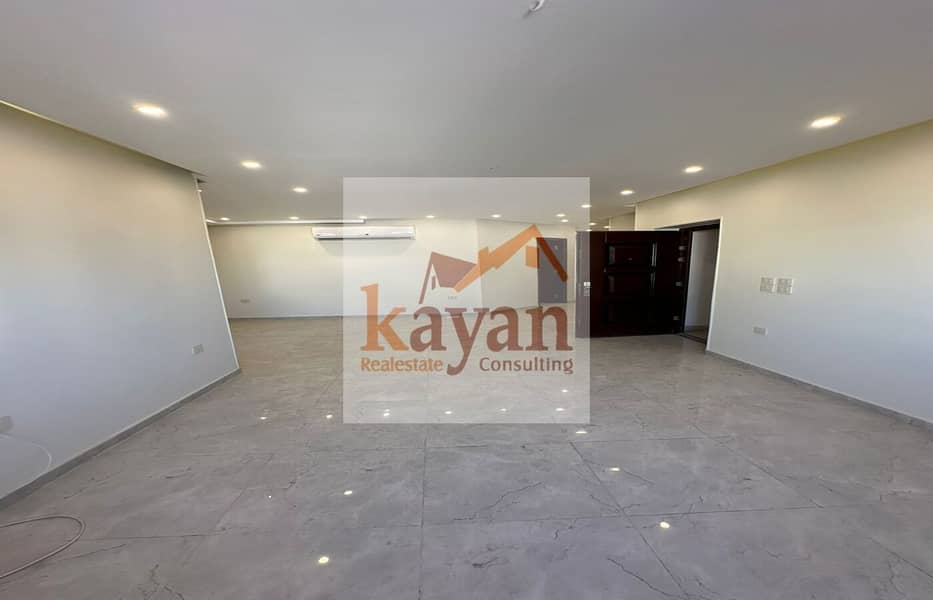 4 WhatsApp Image 2025-12-07 at 15.08. 10 (2). jpeg