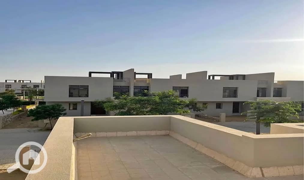 7 20631413-800x600_1400x900. jpg